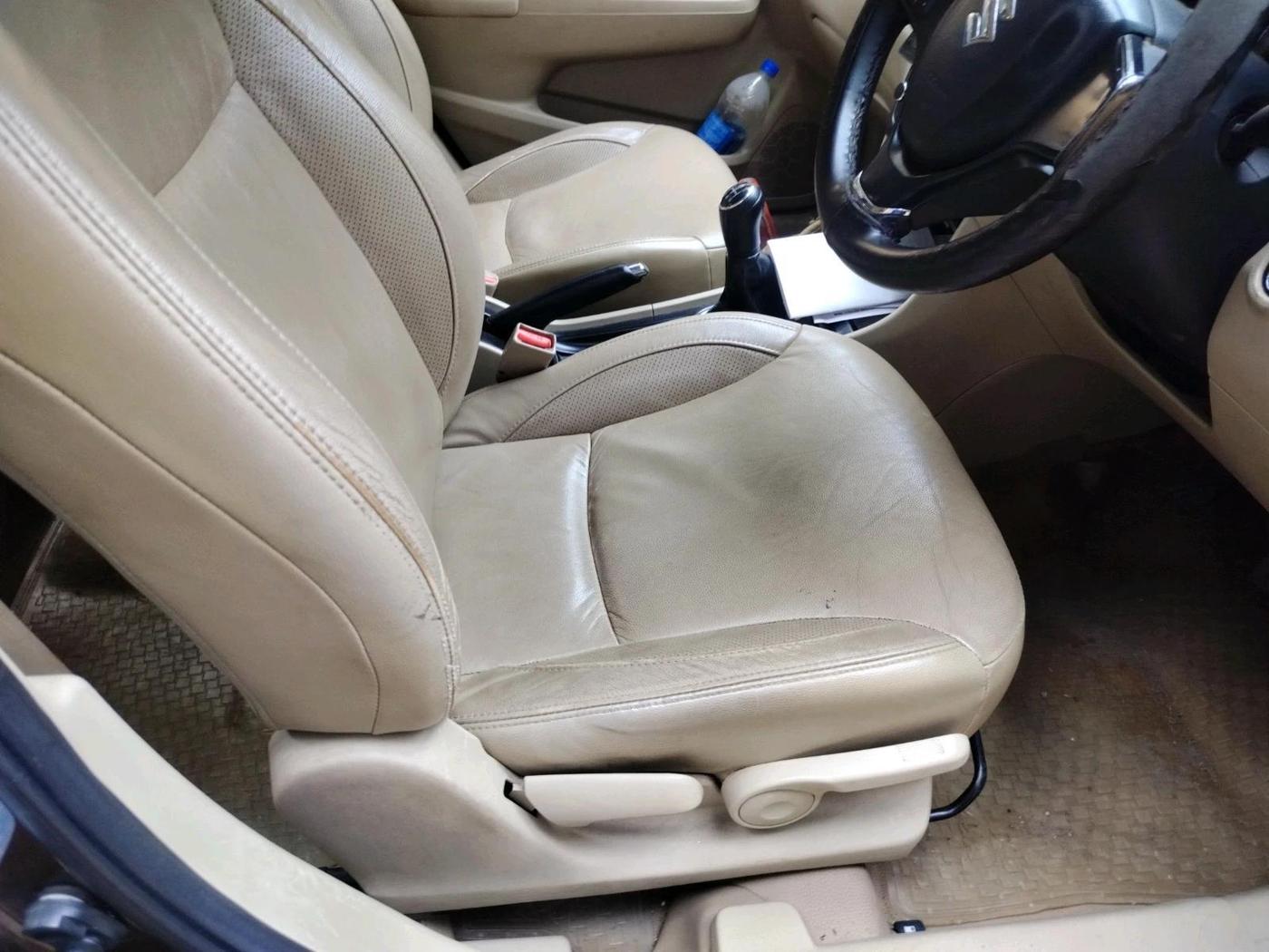 2015 Maruti Ciaz ZXI+, CNG, Manual, 1,06,033 km, interior