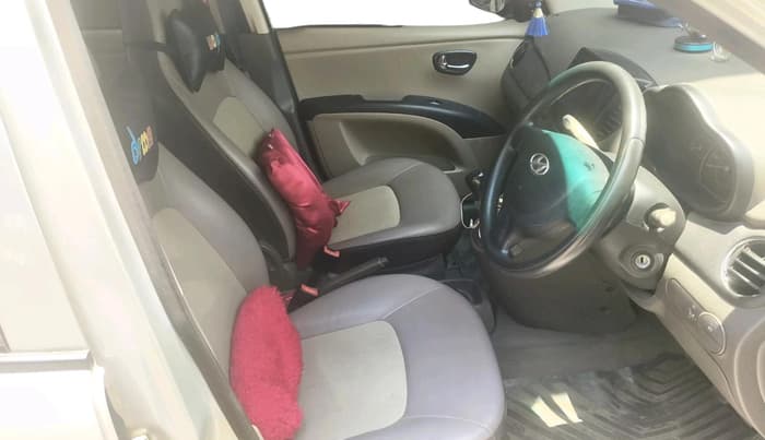 2014 Hyundai i10 SPORTZ 1.1, Petrol, Manual, 92,230 km, interior