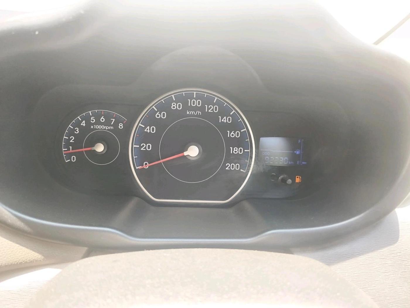 2014 Hyundai i10 SPORTZ 1.1, Petrol, Manual, 92,230 km, interior