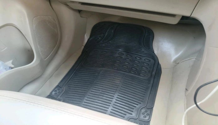 2014 Maruti Ertiga VXI CNG, CNG, Manual, 63,591 km, interior