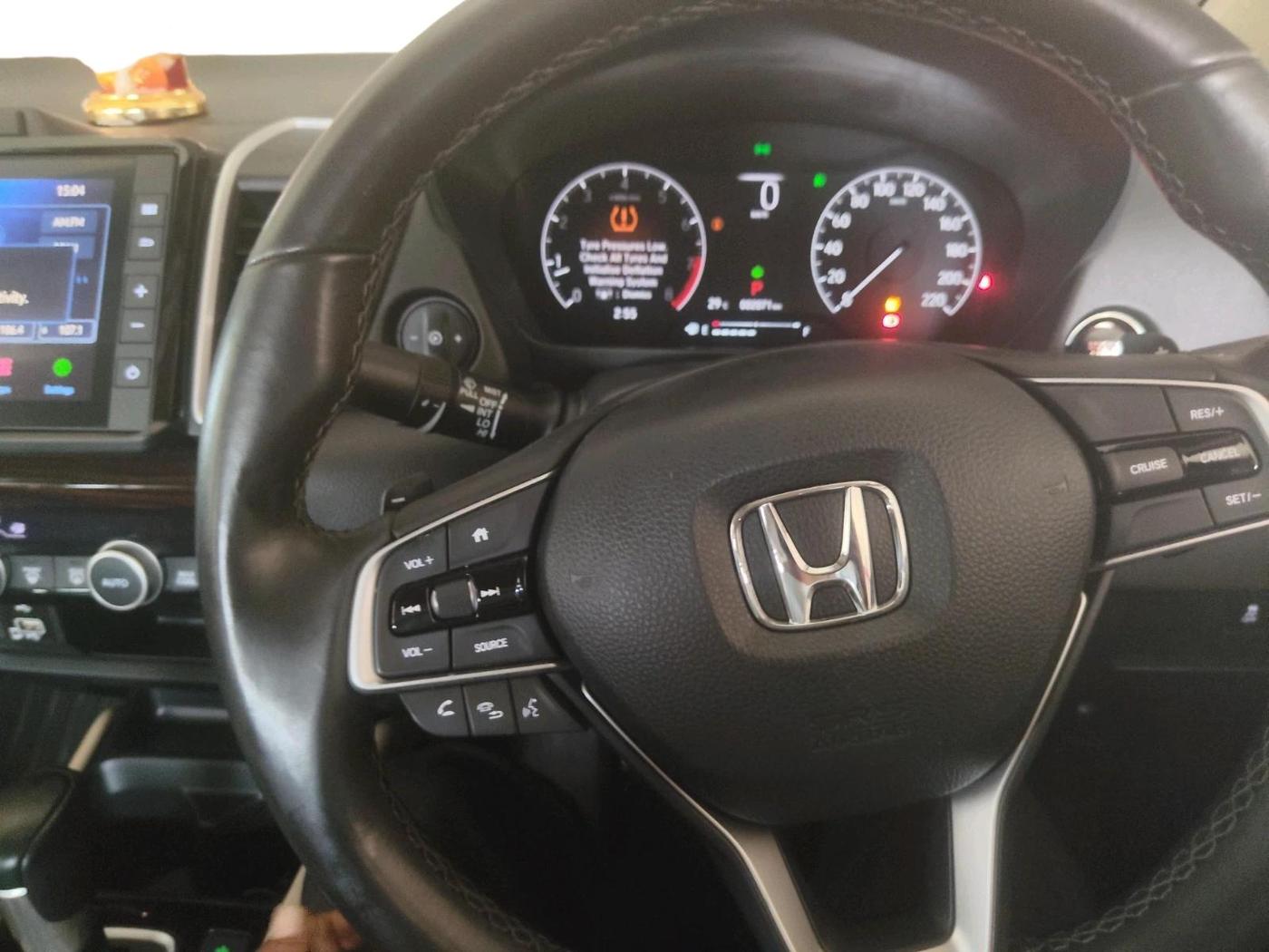 2023 Honda City 1.5L I-VTEC ZX CVT, Petrol, Automatic, 2,071 km, interior