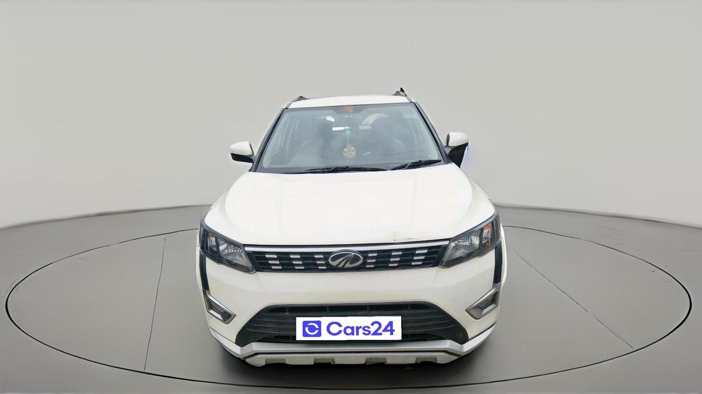 2019 Mahindra XUV300 W6 1.2 PETROL, Petrol, Manual, 50,879 km, exterior