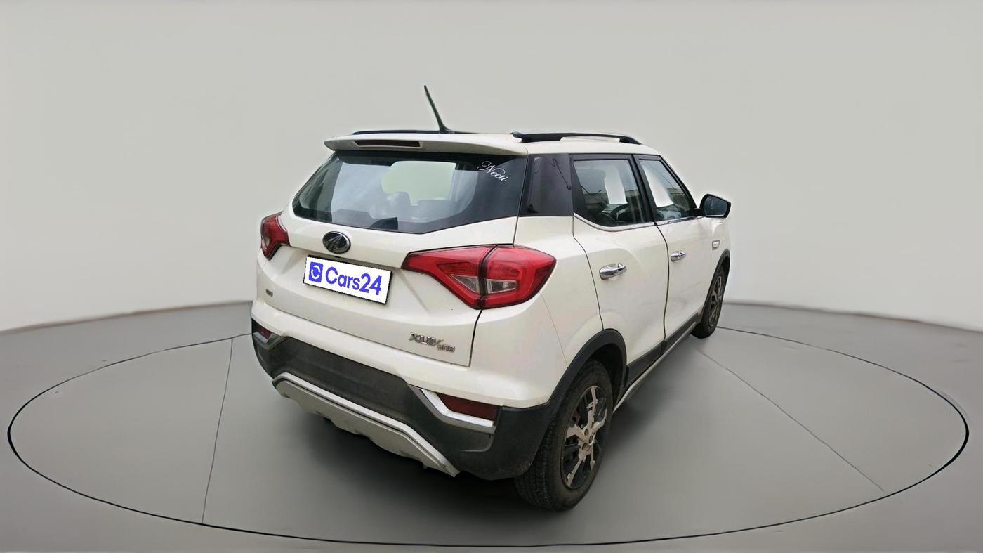 2019 Mahindra XUV300 W6 1.2 PETROL, Petrol, Manual, 50,879 km, exterior