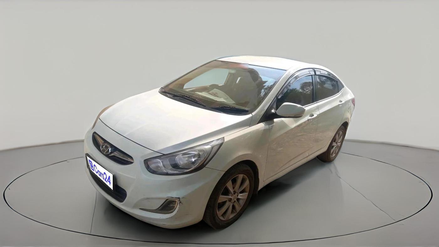 2012 Hyundai Verna FLUIDIC 1.6 CRDI SX, Diesel, Manual, 96,899 km, exterior