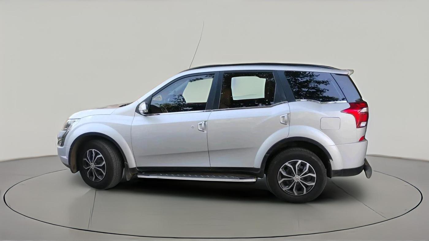 2020 Mahindra XUV500 W7, Diesel, Manual, 66,180 km, exterior