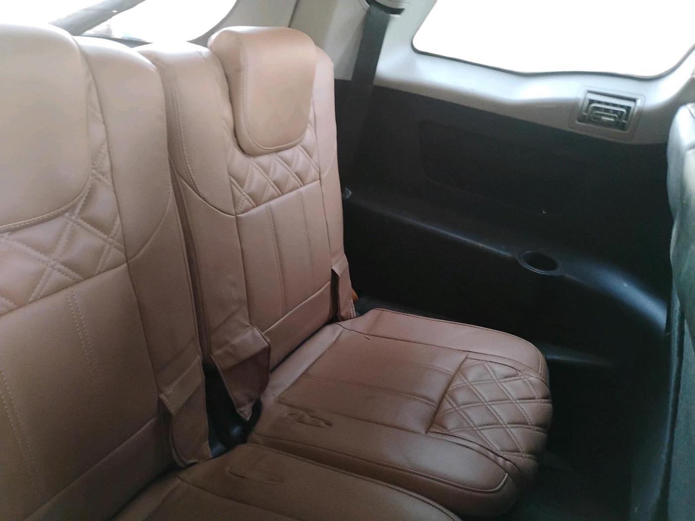 2020 Mahindra XUV500 W7, Diesel, Manual, 66,180 km, interior