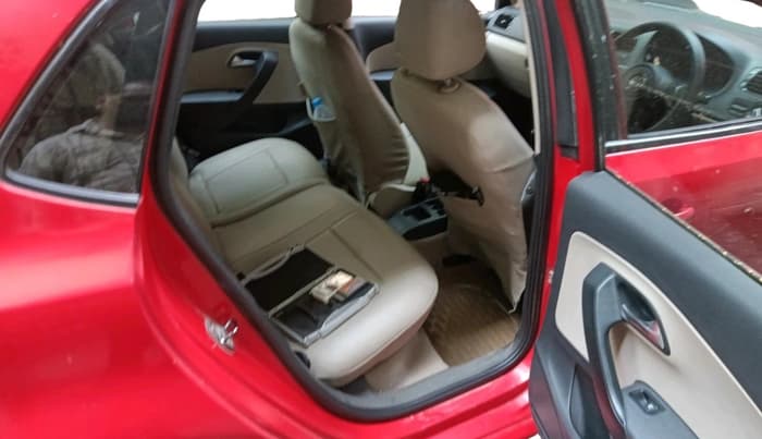 2011 Volkswagen Polo COMFORTLINE 1.2L PETROL, Petrol, Manual, 1,02,310 km, interior