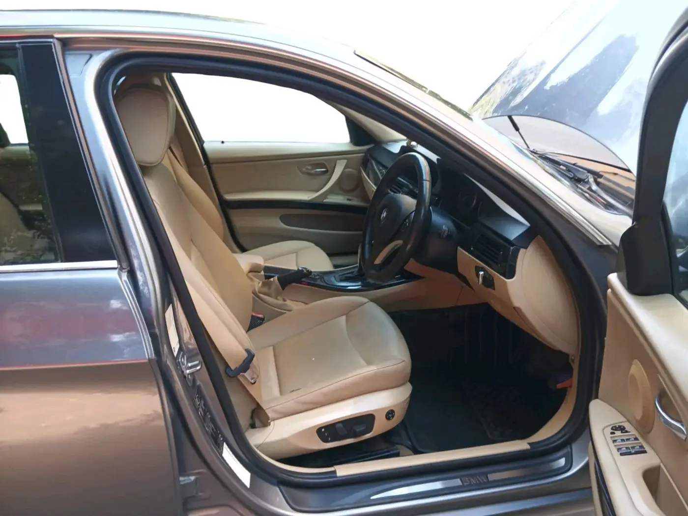2012 BMW 3 Series 320d, Diesel, Automatic, 53,837 km, interior