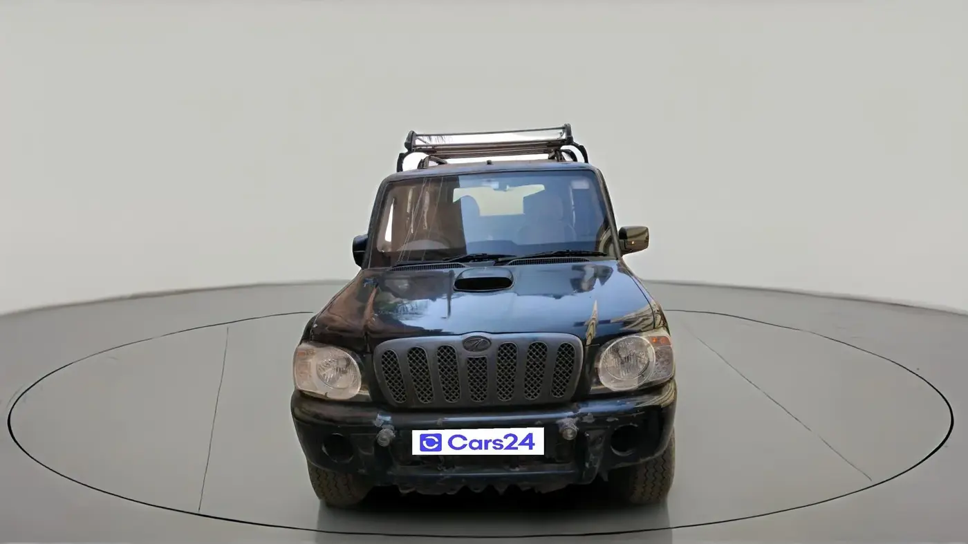 2005 Mahindra Scorpio SLX 2.6 TURBO 7 STR, Diesel, Manual, 2,52,791 km, exterior
