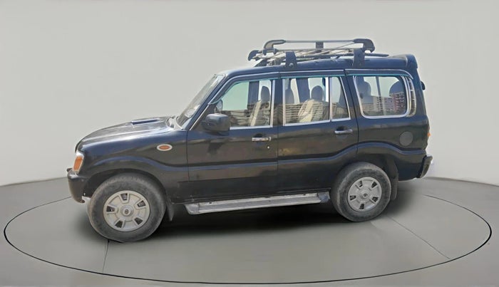 2005 Mahindra Scorpio SLX 2.6 TURBO 7 STR, Diesel, Manual, 2,52,791 km, exterior