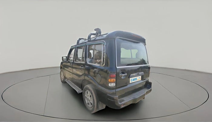 2005 Mahindra Scorpio SLX 2.6 TURBO 7 STR, Diesel, Manual, 2,52,791 km, exterior