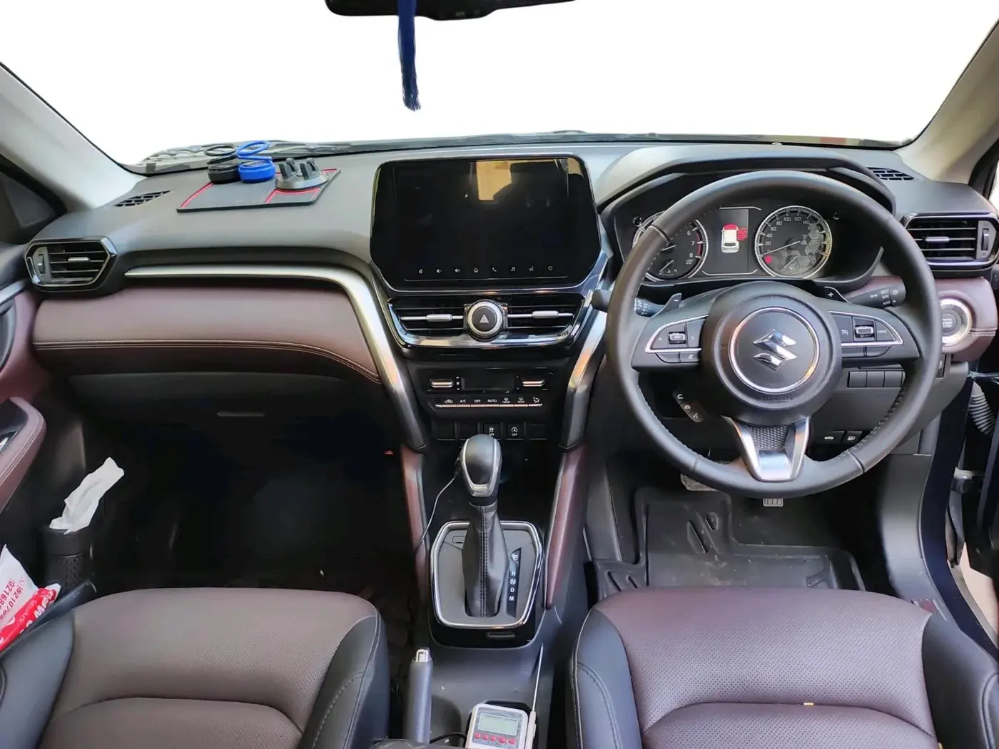 2023 Maruti Grand Vitara ALPHA SMART HYBRID AT, Petrol, Automatic, 3,763 km, interior