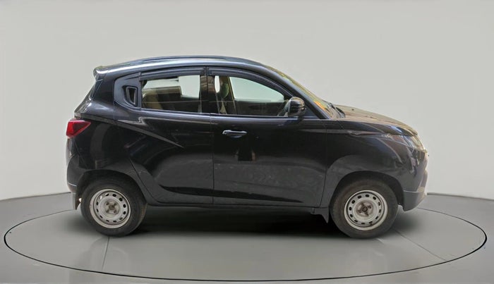 2016 Mahindra Kuv100 K2 6 STR, Petrol, Manual, 43,528 km, exterior