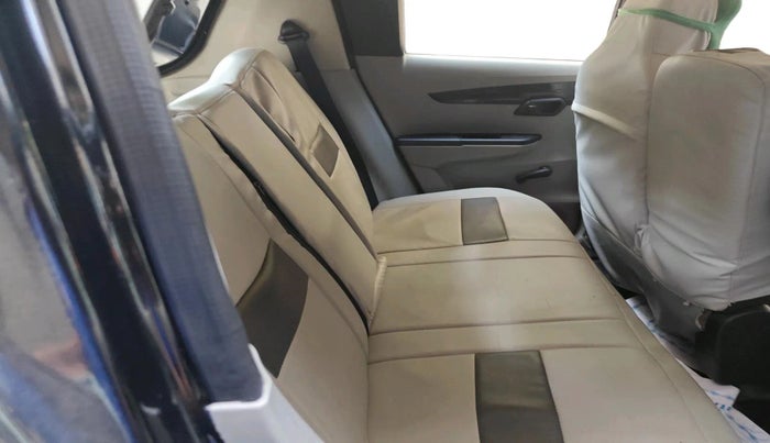 2016 Mahindra Kuv100 K2 6 STR, Petrol, Manual, 43,528 km, interior