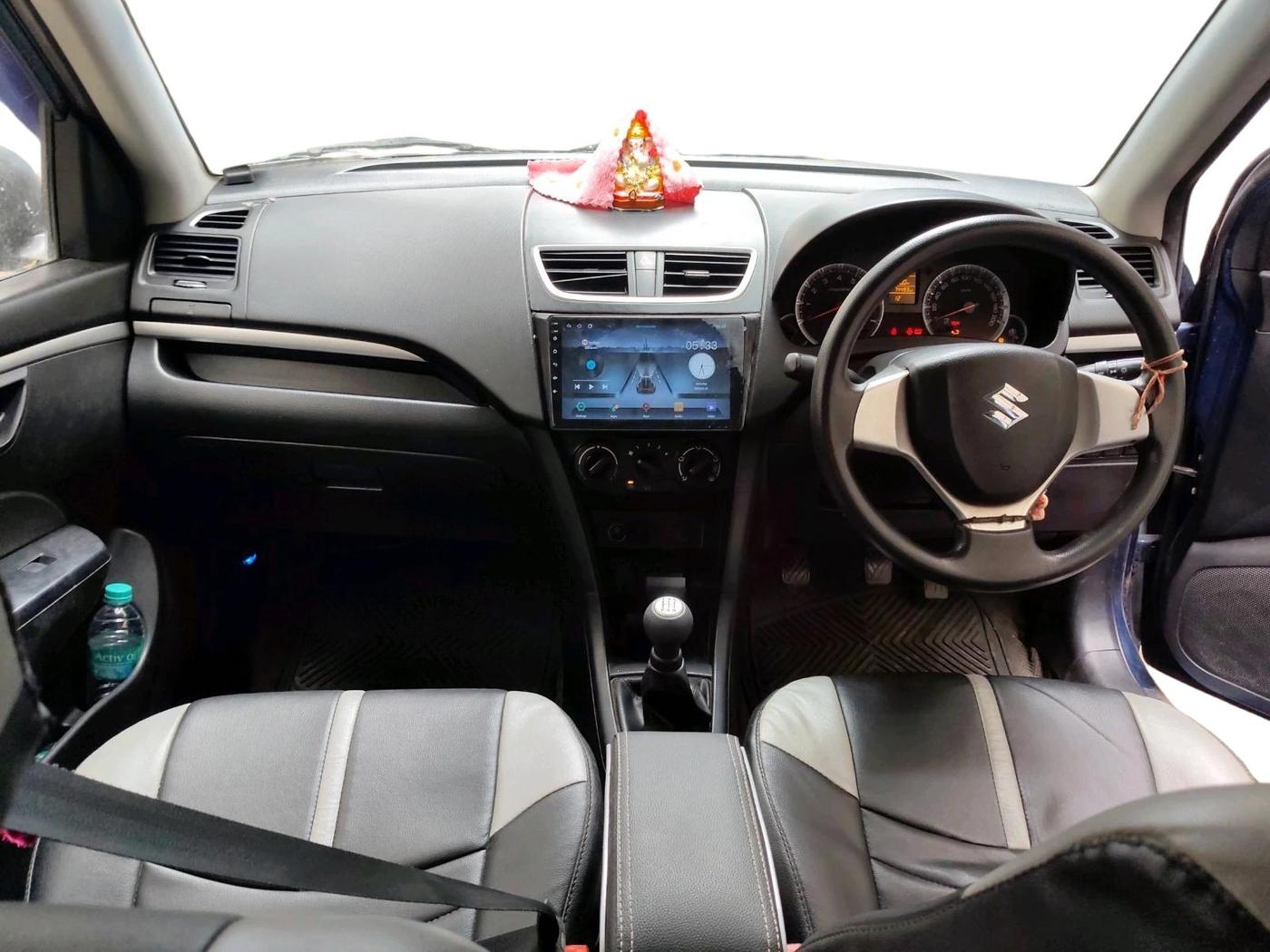 2013 Maruti Swift VXI, Petrol, Manual, 74,493 km, interior