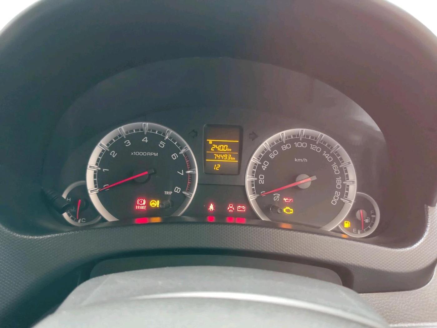 2013 Maruti Swift VXI, Petrol, Manual, 74,493 km, interior