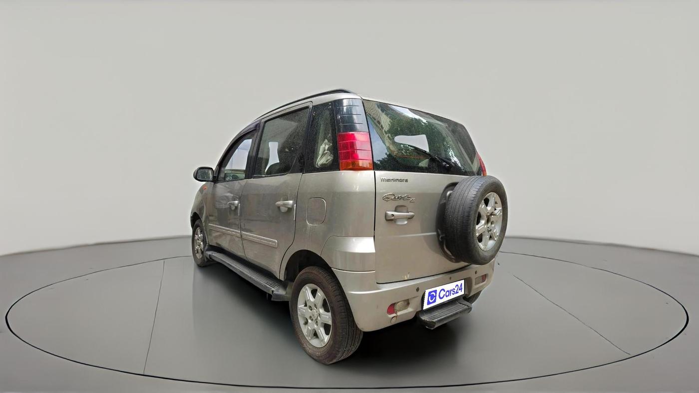 2015 Mahindra Quanto C8, Diesel, Manual, 79,808 km, exterior