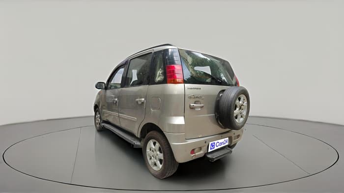 2015 Mahindra Quanto C8, Diesel, Manual, 79,808 km, exterior