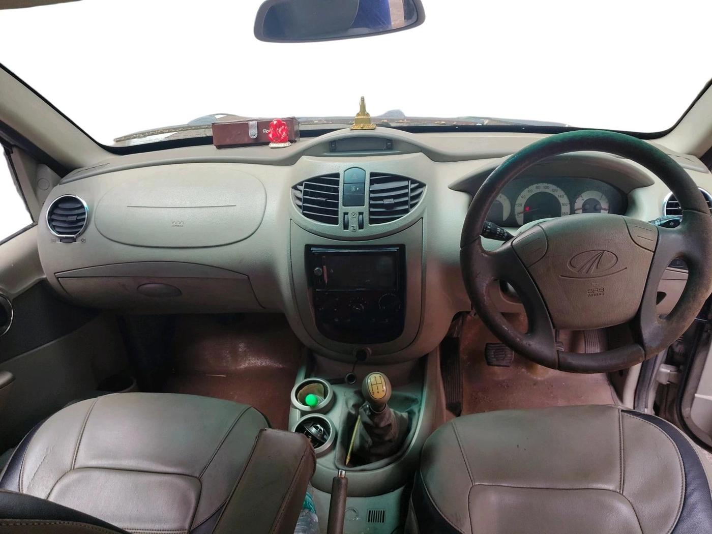 2015 Mahindra Quanto C8, Diesel, Manual, 79,808 km, interior