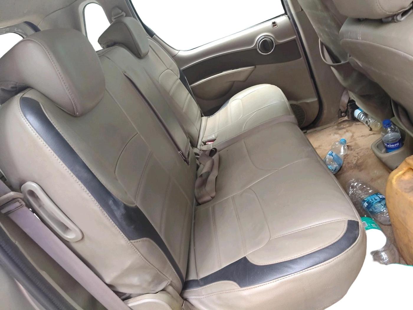 2015 Mahindra Quanto C8, Diesel, Manual, 79,808 km, interior