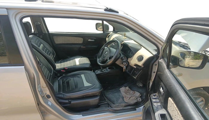 2017 Maruti Wagon R 1.0 VXI + (O) AMT, Petrol, Automatic, 1,21,439 km, interior