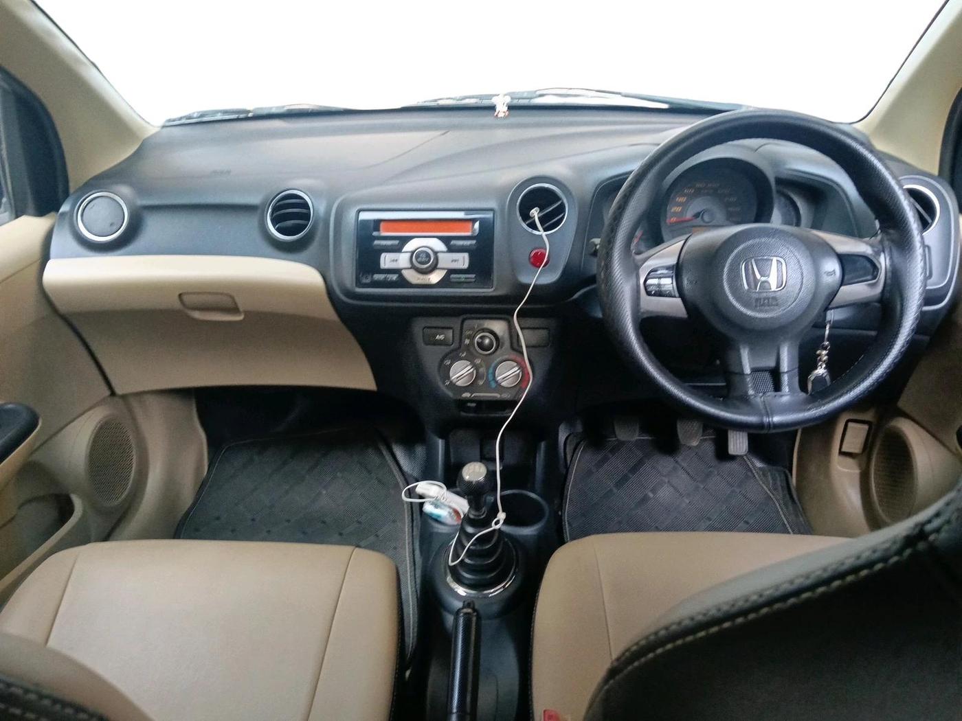 2015 Honda Amaze 1.5L I-DTEC SX, Diesel, Manual, 88,177 km, interior