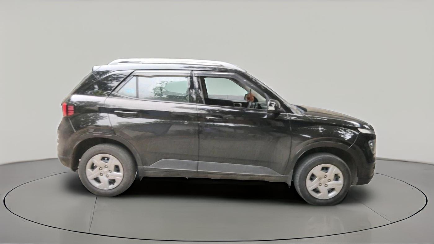 2022 Hyundai VENUE S(O) 1.2, Petrol, Manual, 57,151 km, exterior