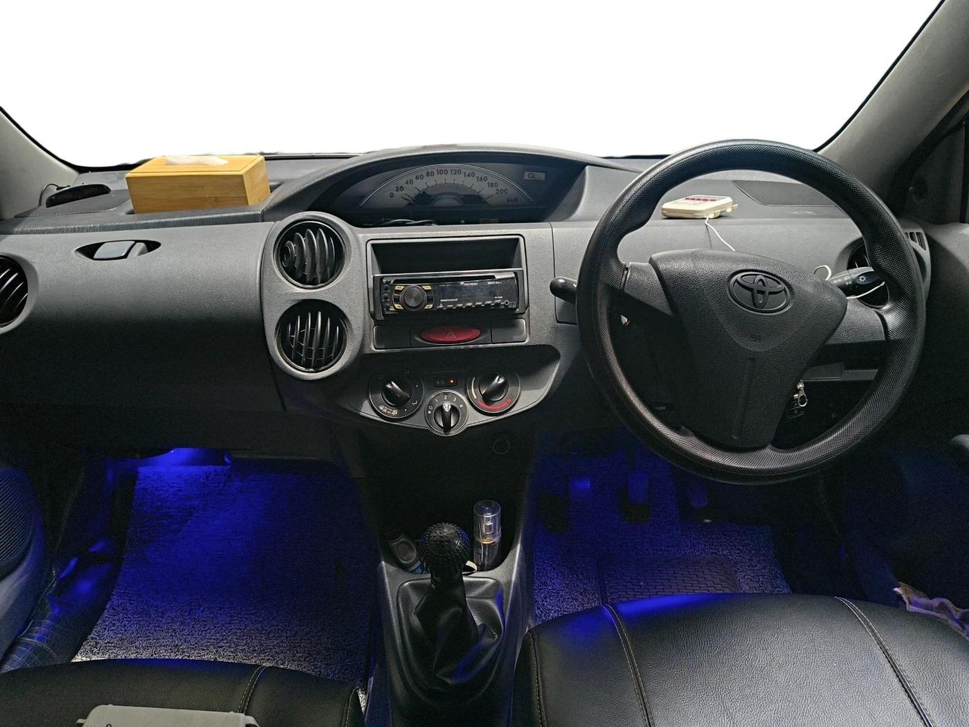 2012 Toyota Etios G, Petrol, Manual, 52,402 km, interior
