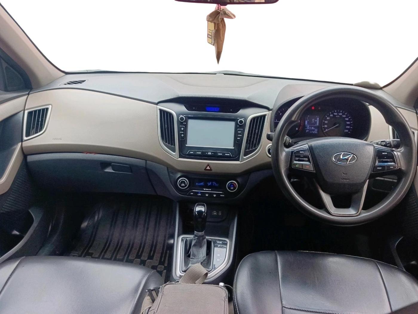 2015 Hyundai Creta SX PLUS AT 1.6 DIESEL, Diesel, Automatic, 1,17,301 km, interior