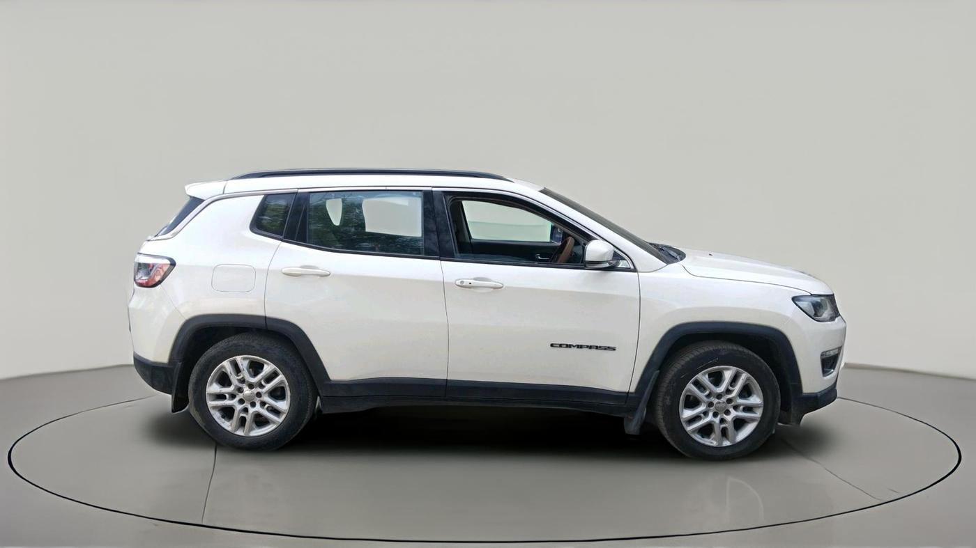 2017 Jeep Compass LIMITED 2.0 DIESEL, Diesel, Manual, 2,74,437 km, exterior