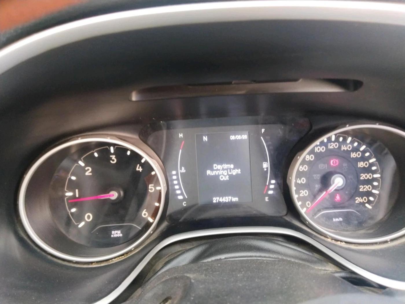 2017 Jeep Compass LIMITED 2.0 DIESEL, Diesel, Manual, 2,74,437 km, interior