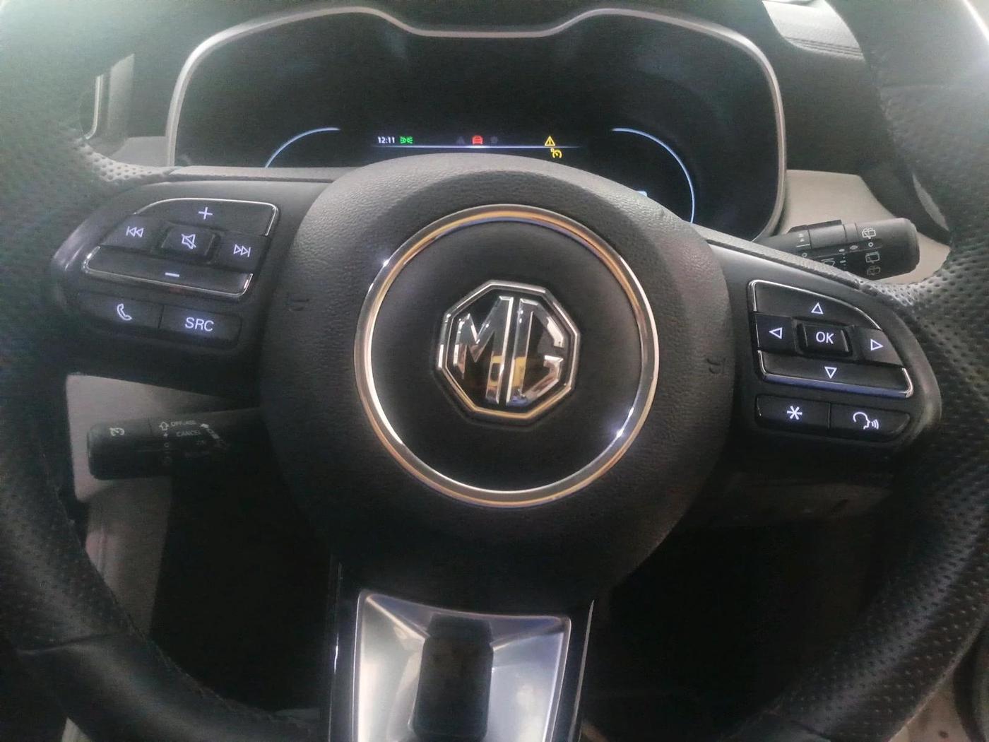 2024 MG ASTOR Select 1.5 CVT (Ivory), Petrol, Automatic, 20,458 km, interior