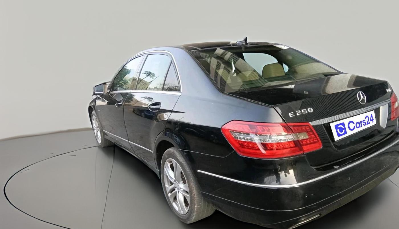 2012 Mercedes Benz E Class E 250 CDI Avantgarde, Diesel, Automatic, 1,54,809 km, exterior