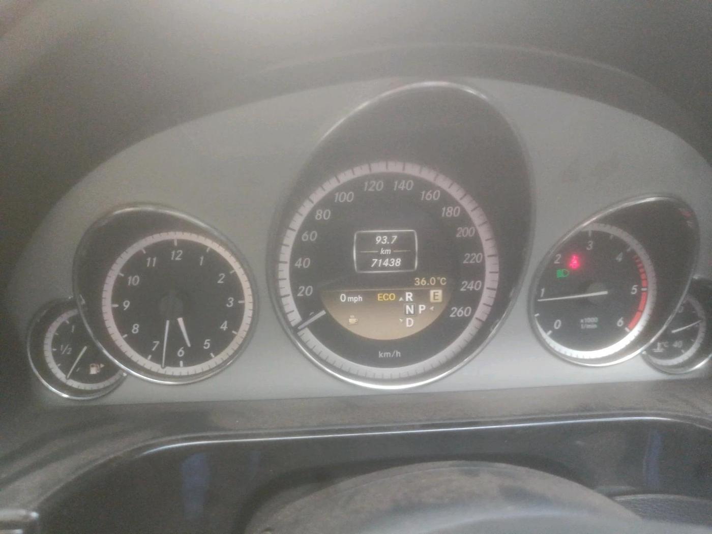 2012 Mercedes Benz E Class E 250 CDI Avantgarde, Diesel, Automatic, 1,54,809 km, interior