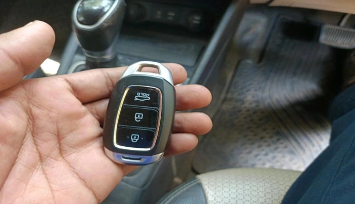 2019 Hyundai Verna 1.6 VTVT SX (O) AT, Petrol, Automatic, 89,038 km, interior