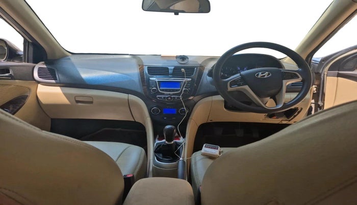 2012 Hyundai Verna FLUIDIC 1.6 VTVT EX, Petrol, Manual, 74,916 km, interior