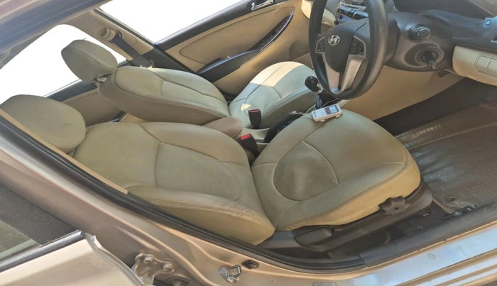 2012 Hyundai Verna FLUIDIC 1.6 VTVT EX, Petrol, Manual, 74,916 km, interior