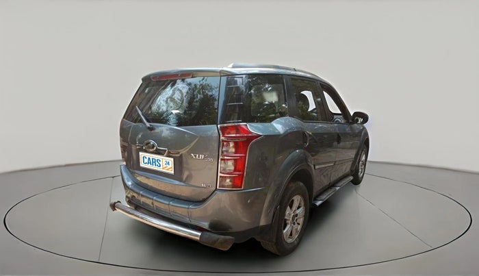 2014 Mahindra XUV500 W8, Diesel, Manual, 1,40,565 km, exterior