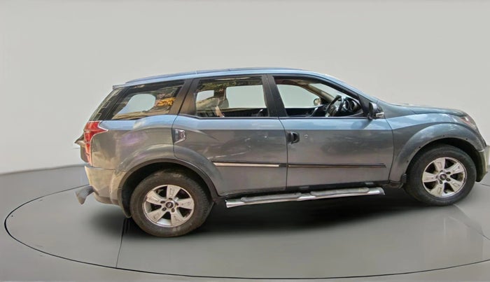 2014 Mahindra XUV500 W8, Diesel, Manual, 1,40,565 km, exterior