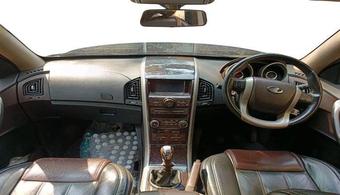 2014 Mahindra XUV500 W8, Diesel, Manual, 1,40,565 km, interior