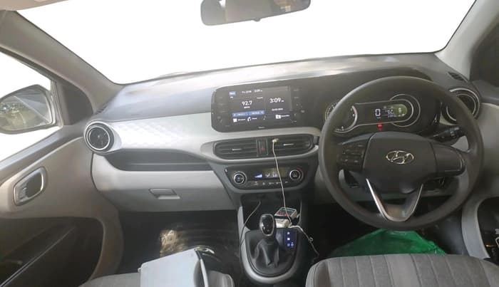 2020 Hyundai GRAND I10 NIOS SPORTZ AMT 1.2 KAPPA VTVT, Petrol, Automatic, 23,943 km, interior