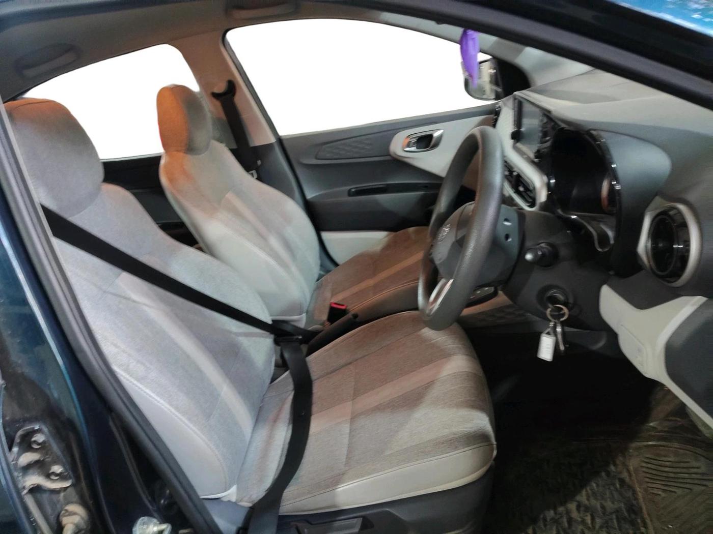 2020 Hyundai GRAND I10 NIOS SPORTZ AMT 1.2 KAPPA VTVT, Petrol, Automatic, 23,943 km, interior