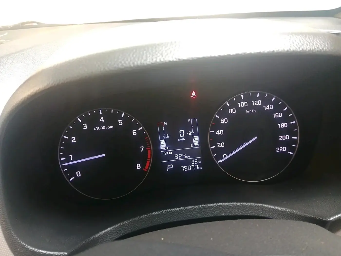 2017 Hyundai Creta SX PLUS AT 1.6 PETROL, CNG, Automatic, 79,077 km, interior