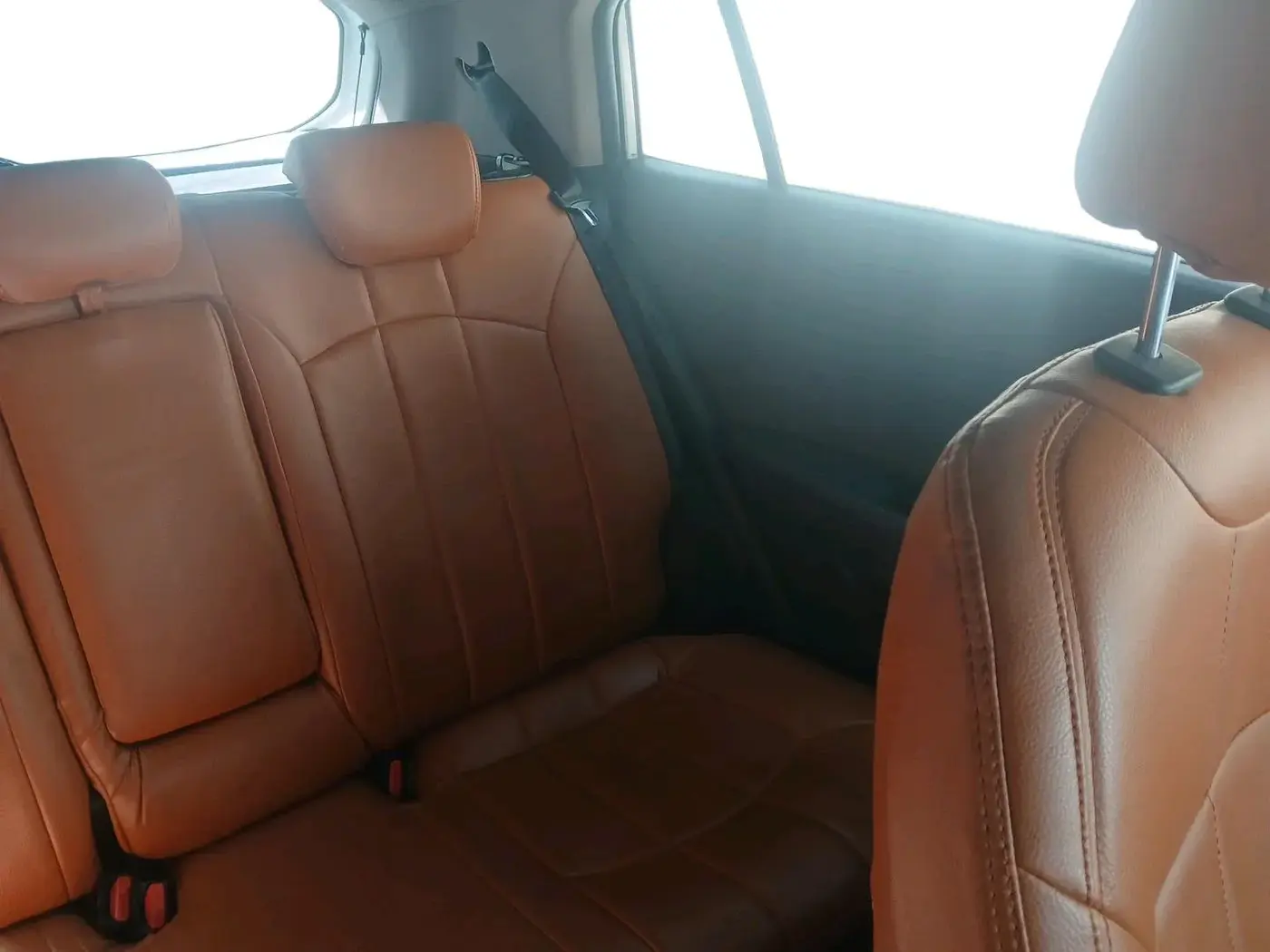 2017 Hyundai Creta SX PLUS AT 1.6 PETROL, CNG, Automatic, 79,077 km, interior