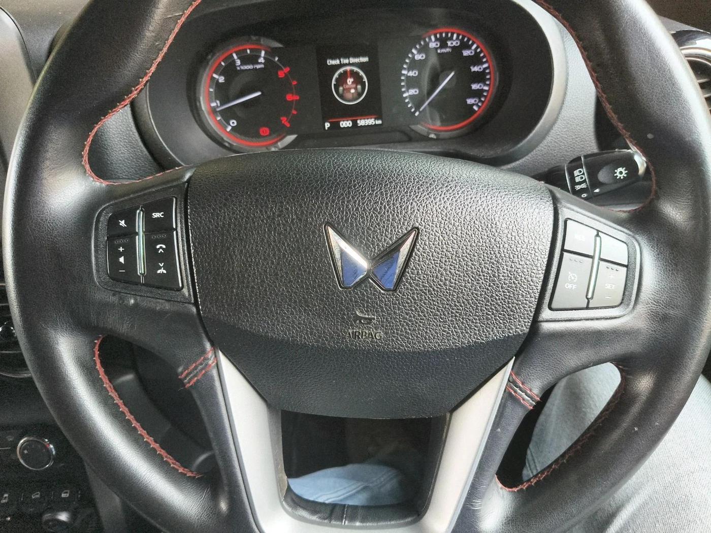2022 Mahindra Thar LX D AT 4WD HT, Diesel, Automatic, 58,395 km, interior