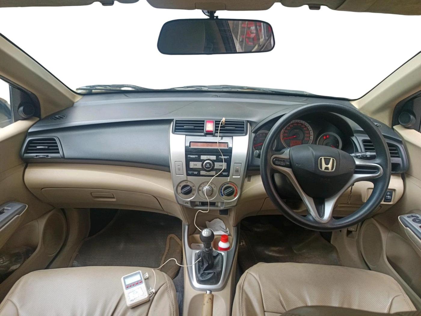 2011 Honda City 1.5L I-VTEC V MT, Petrol, Manual, 2,774 km, interior