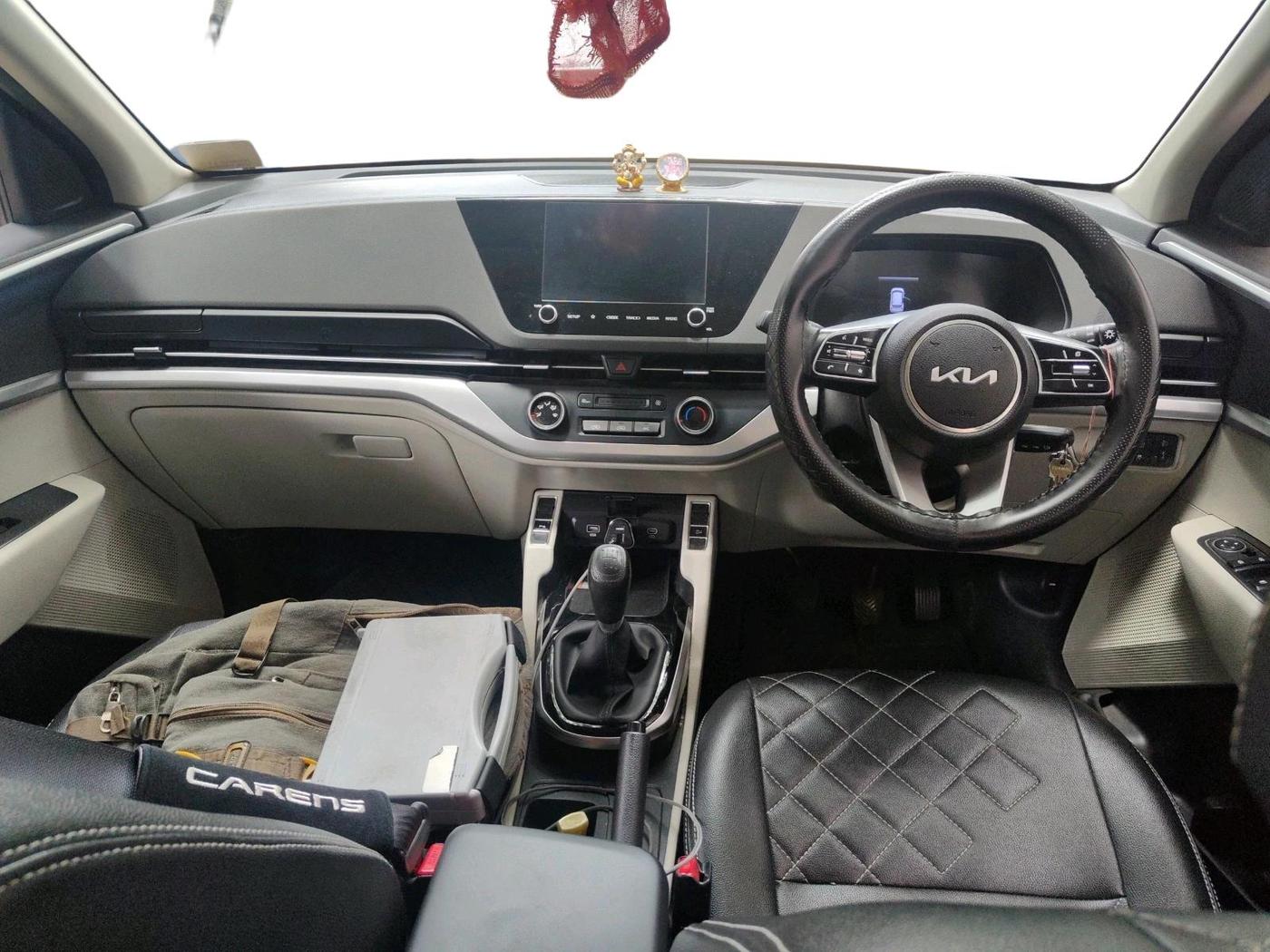 2023 KIA CARENS PRESTIGE 1.5 PETROL 7 STR, Petrol, Manual, 36,835 km, interior