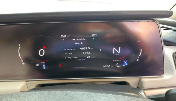 2023 Mahindra XUV700 AX 5 P MT 7 STR, Petrol, Manual, 55,158 km, interior