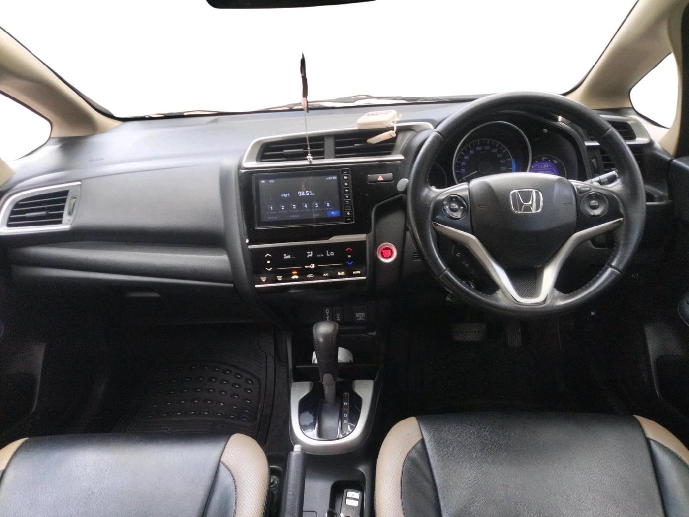 2018 Honda Jazz 1.2L I-VTEC VX CVT, Petrol, Automatic, 80,365 km, interior