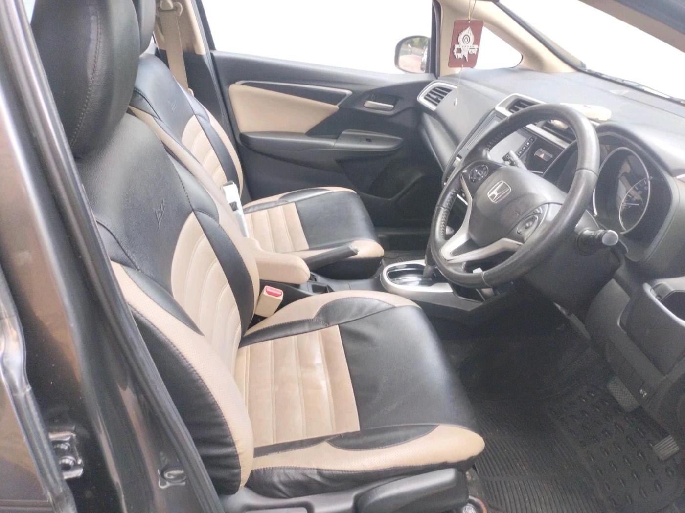 2018 Honda Jazz 1.2L I-VTEC VX CVT, Petrol, Automatic, 80,365 km, interior